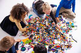 4/5 @ 2-4pm - Lego Time - grades K - 5 - in the children's room